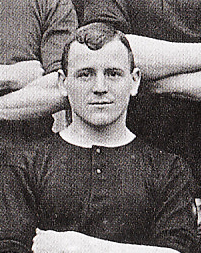 Charlie Roberts in Manchester United's 1908–09 team photograph